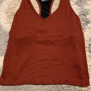 NIKE Dri fit athletic top, deep rust, M